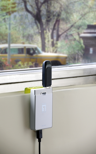 LevelOne N150 Wireless Portable – image 2