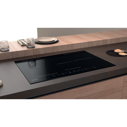 Hotpoint TB3977BBF 77cm Induction Hob in Black 4 Zone - image 8