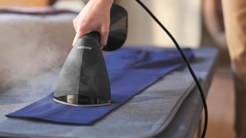 Philips 8000 series GC800/80 garment steamer – image 8