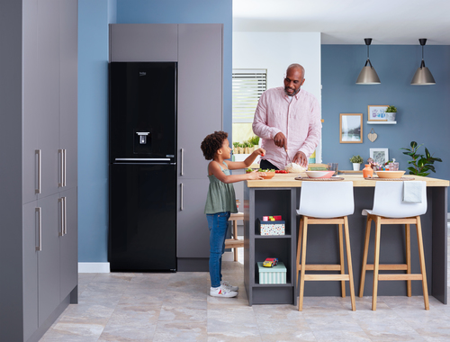 Beko CFG3691DVB Freestanding Frost Free Fridge Freezer with HarvestFresh™ – image 4