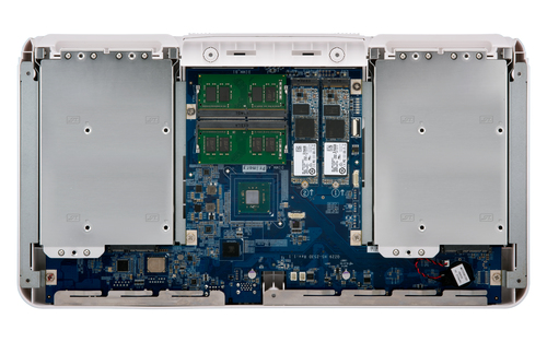 QNAP HS-453DX-4G NAS Tower Intel® Celeron® J4105 – image 5