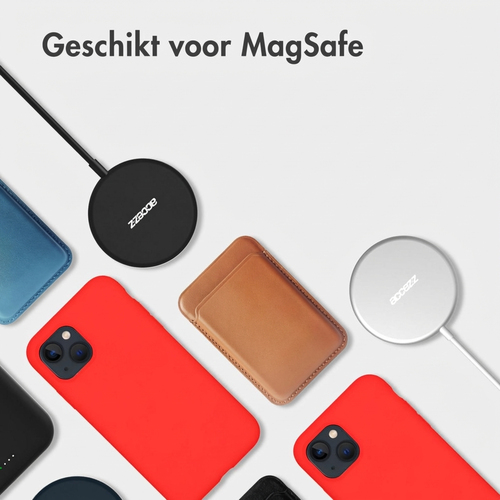 Accezz Liquid Silicone Backcover met MagSafe iPhone 14 Pro Max - Rood, afbeelding 6