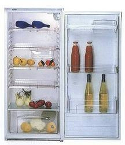 Candy Refrigerator CIL 220/1