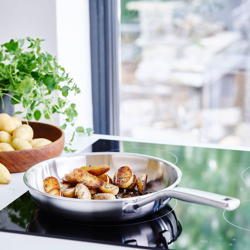 KitchenAid Multi-Ply Stainless Steel Non-Stick Frying Pan - Uncoated in Silver Size: 28cm - Silver - image 4