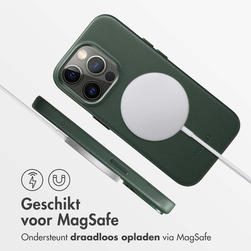 Accezz MagSafe Leather Backcover iPhone 13 Pro - Cedar Green, afbeelding 3