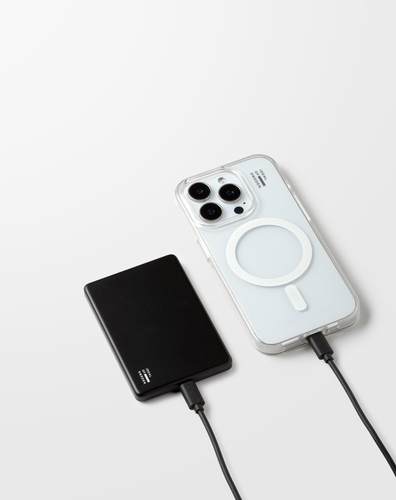 iDeal of Sweden Slim Powerbank MagSafe – image 4
