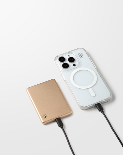 iDeal of Sweden Slim Powerbank MagSafe – image 4