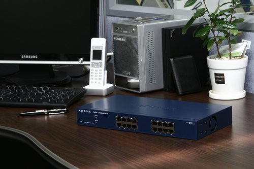 NETGEAR JGS516 Unmanaged Blue – image 5