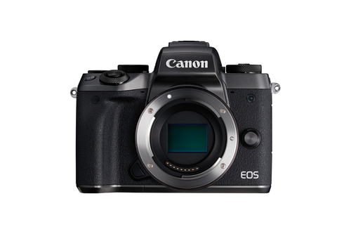 Canon M5 + 18-150mm IS STM – image 1