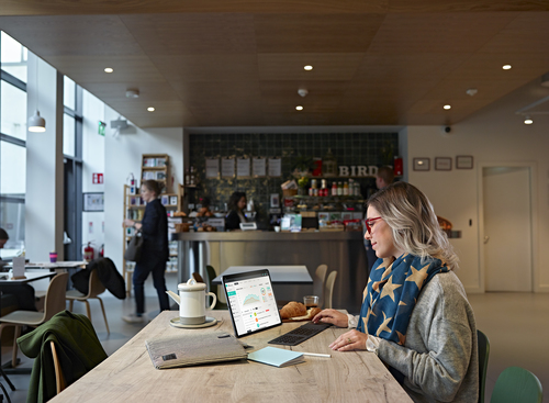 ZAGG Tri Fold – image 6