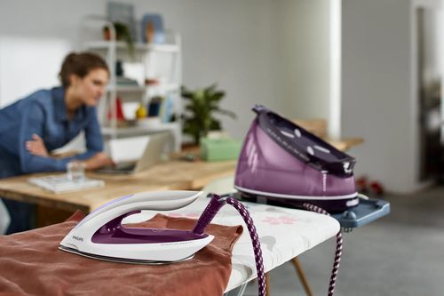 Philips GC9315/30R1 steam ironing station – image 5