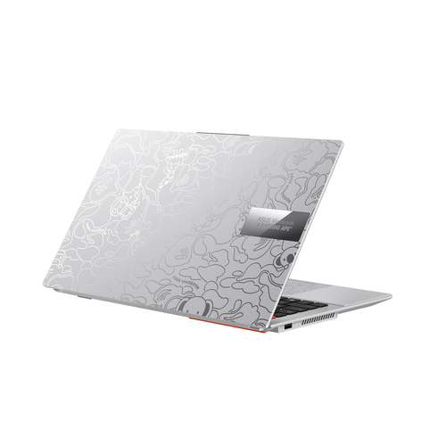 ASUS K5504VA-MA254W BAPE Edition – image 8