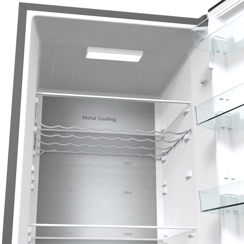 Hisense RM469N4ACEUK fridge-freezer Freestanding – image 8