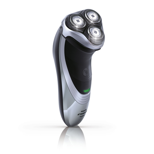 Philips Norelco PowerTouch wet and dry electric razor AT815/41