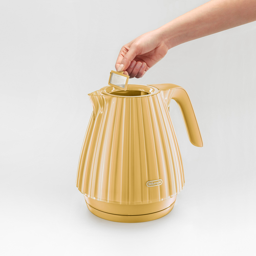 De’Longhi KBD3001.Y electric kettle – image 3