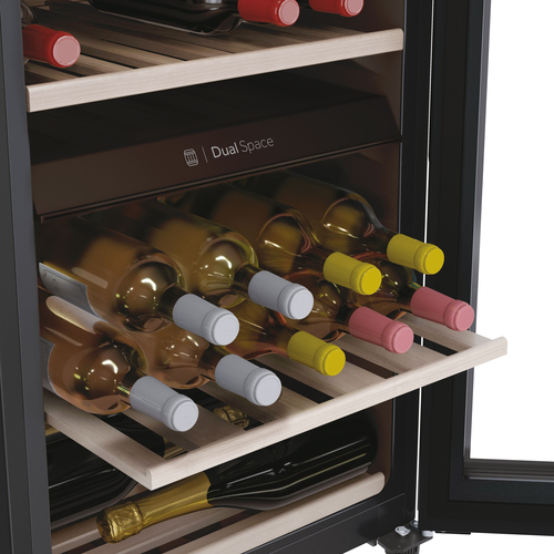 Haier Wine Bank 50 Series 7 HWS42GDAU1 Compressor wine cooler Freestanding Black 42 bottle(s) – image 5
