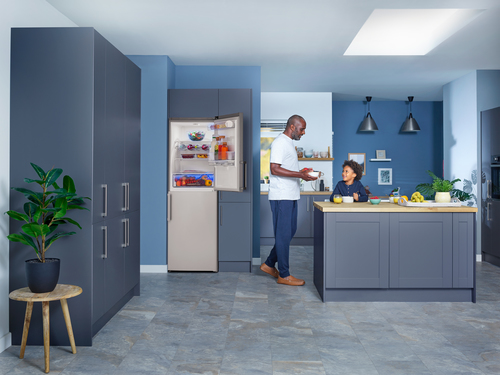 Beko CFP3691DVS Freestanding Frost Free Fridge Freezer with HarvestFresh™ – image 4