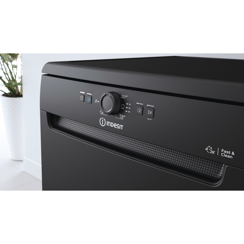 Indesit D2FHK26BUK Full-size Dishwasher - Black - image 2