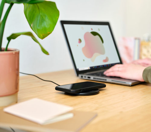 Trust Viro Smartphone Black USB Wireless charging Fast charging Indoor – image 8
