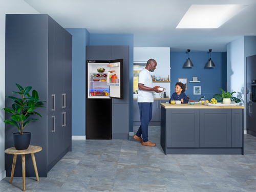 Beko CFG3691DVB Freestanding Frost Free Fridge Freezer with HarvestFresh™ – image 3