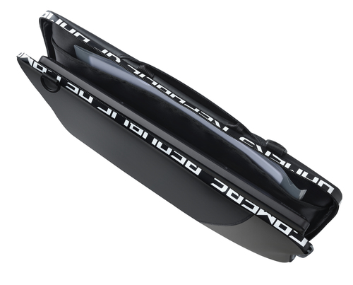 ASUS ROG Ranger Carry Sleeve 15.6 – image 4