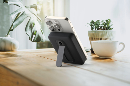 Cellularline Power Bank Mag Stand 10.000 Qi2 – image 6