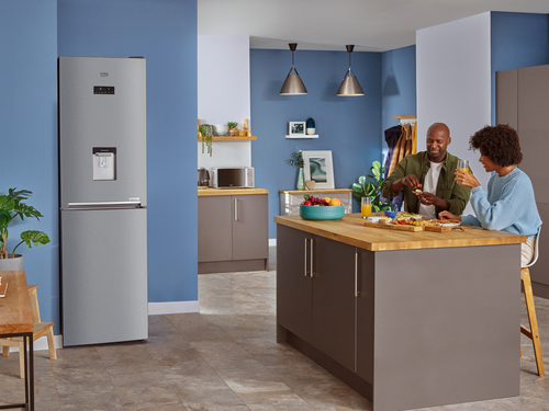 Beko CNG4601DVPS Freestanding NeoFrostTM Fridge Freezer with HarvestFreshTM – image 5