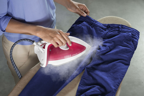 Tefal GV6731 steam ironing station – image 6