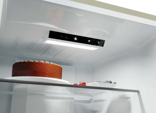 Candy Fresco CNCQ2T618EC Freestanding – image 9