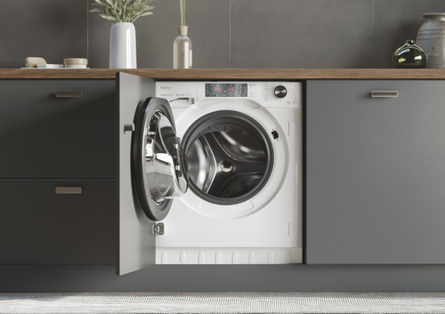 Haier Series 4 HWDQ90B416FWB washer dryer Built-in Front-load White – image 3