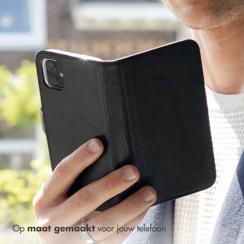 Selencia Echt Lederen Bookcase iPhone 14 - Zwart, afbeelding 7