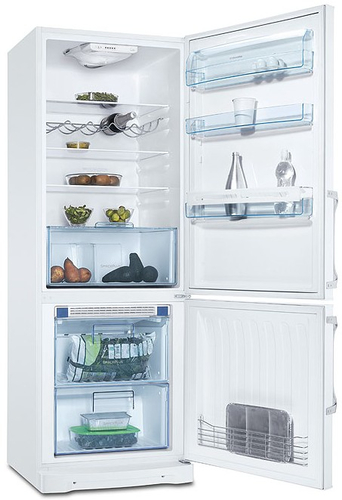 Electrolux ENB 43499 W