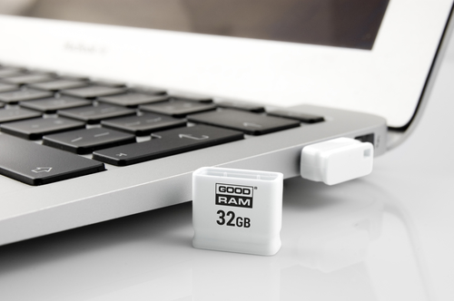 Goodram UPI2 USB flash drive – image 2
