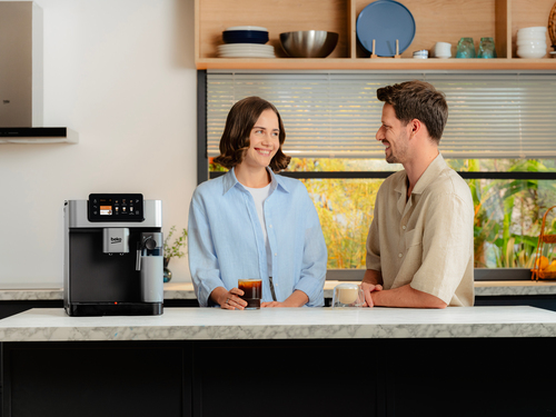 Beko CEG7348X CaffeExperto Bean To Cup Coffee Machine with Integrated Milk Jug – image 3