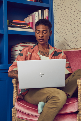 HP ENVY 15-ep1013na Intel® Core™ i7 i7-11800H Laptop – image 9