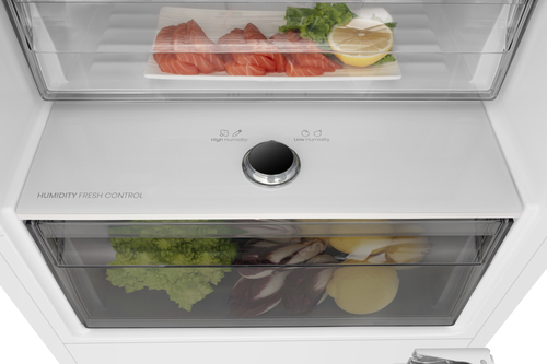 Hisense RB3B250SAWE 177cm Integrated 70/30 Frost Free Fridge Freezer - image 6