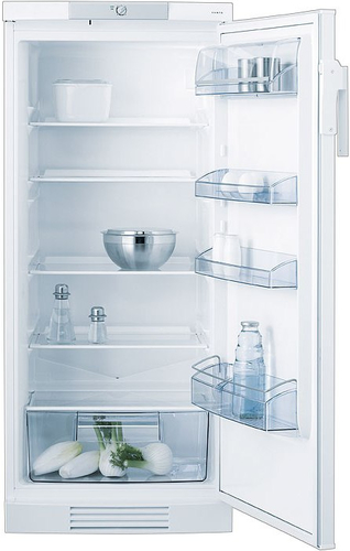 AEG S70250KA5 fridge Freestanding White