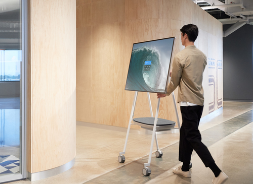 APC Smart-UPS Charge Mobile Battery for Microsoft Surface Hub 2S & Surface Hub 3 – image 3