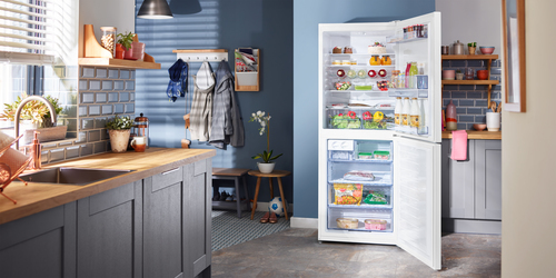 Beko CFG1790DW Freestanding Frost Free Fridge Freezer with Non-plumbed Water Dispenser – image 8
