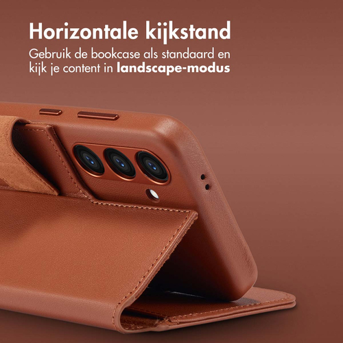 Accezz Leather Bookcase 2-in-1 met MagSafe Samsung Galaxy S24 - Sienna Brown, afbeelding 9