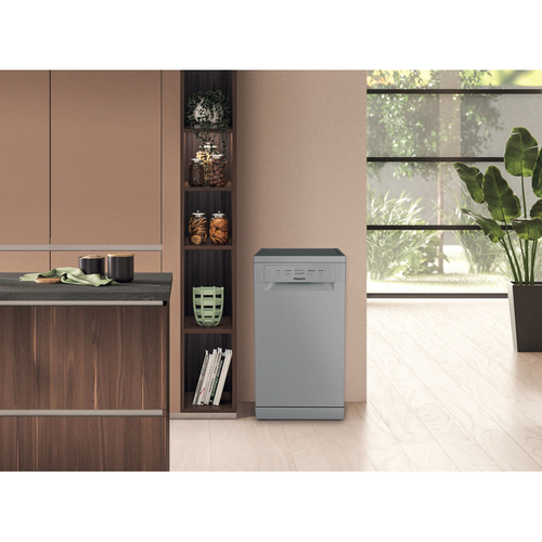 Hotpoint HP2FE10CS90SUK Slimline Dishwasher - Silver/Grey - image 4