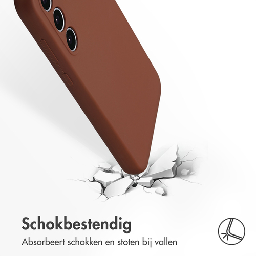 <div>Het slanke design van jouw smartphone intact houden én dagelijkse bescherming? Ga dan voor de Accezz Liquid Silicone Backcover. De hoes is, afbeelding 3