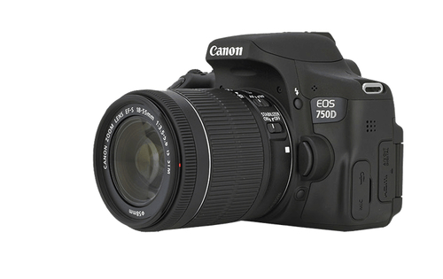 Canon 750D + EF-S 18-135