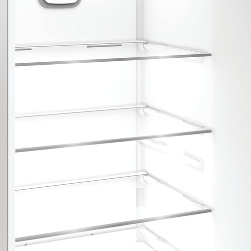Hotpoint HPK26402XP 203cm High 70 30 Frost Free Fridge Freezer in Silv - image 8