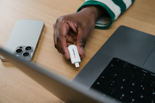 Verbatim Plectra USB-C Flash Drive White – image 6