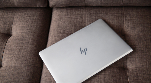 HP ENVY - 17-ae006na – image 8