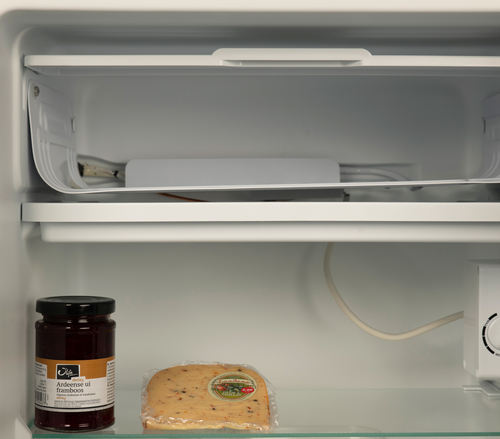 WLA KF4700BL fridge Freestanding – image 7
