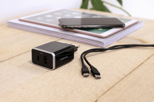 Mobiparts Wall Charger Dual USB-A and USB-C 2.4A Black – image 4