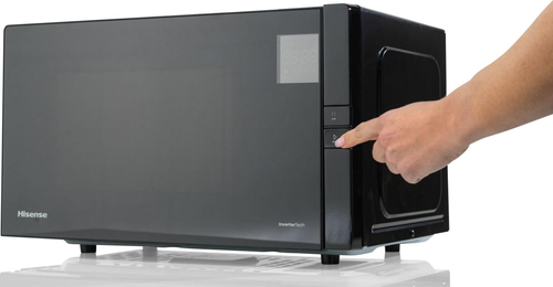 Hisense The H25MOBS4HGI microwave oven makes cooking simple with even heat distribution, a powerful grill function, and easy to use controls. Its sleek black gl – image 8