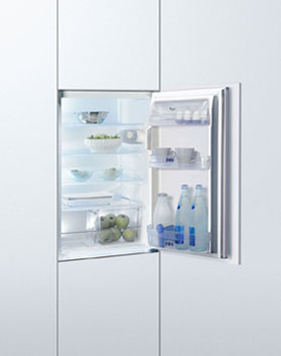 Whirlpool ARG570/3 fridge Built-in